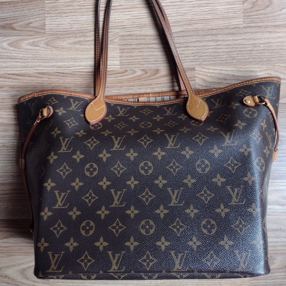 Louis Vuitton Neverfull MM